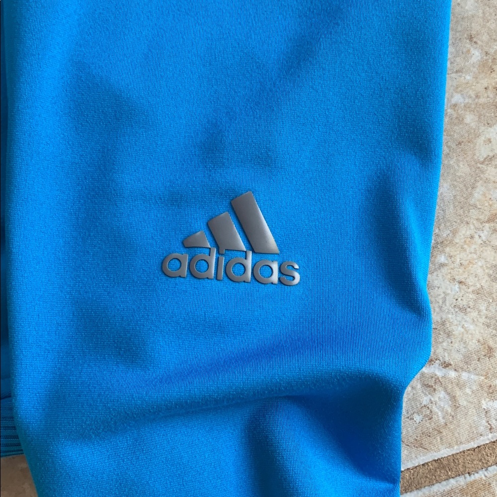 Men’s Adidas Ultramarine 1/4 Zip golf Pullover - Picture 6 of 10